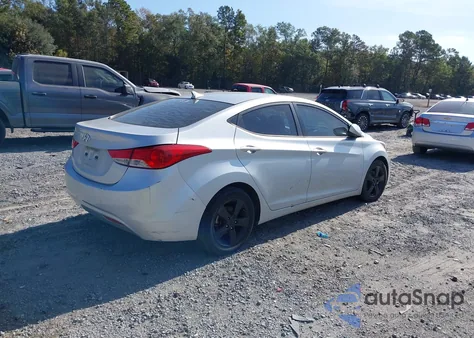 2013 Hyundai Elantra Gls z USA, uszkodzony, nr VIN 5NPDH4AE9DH264807